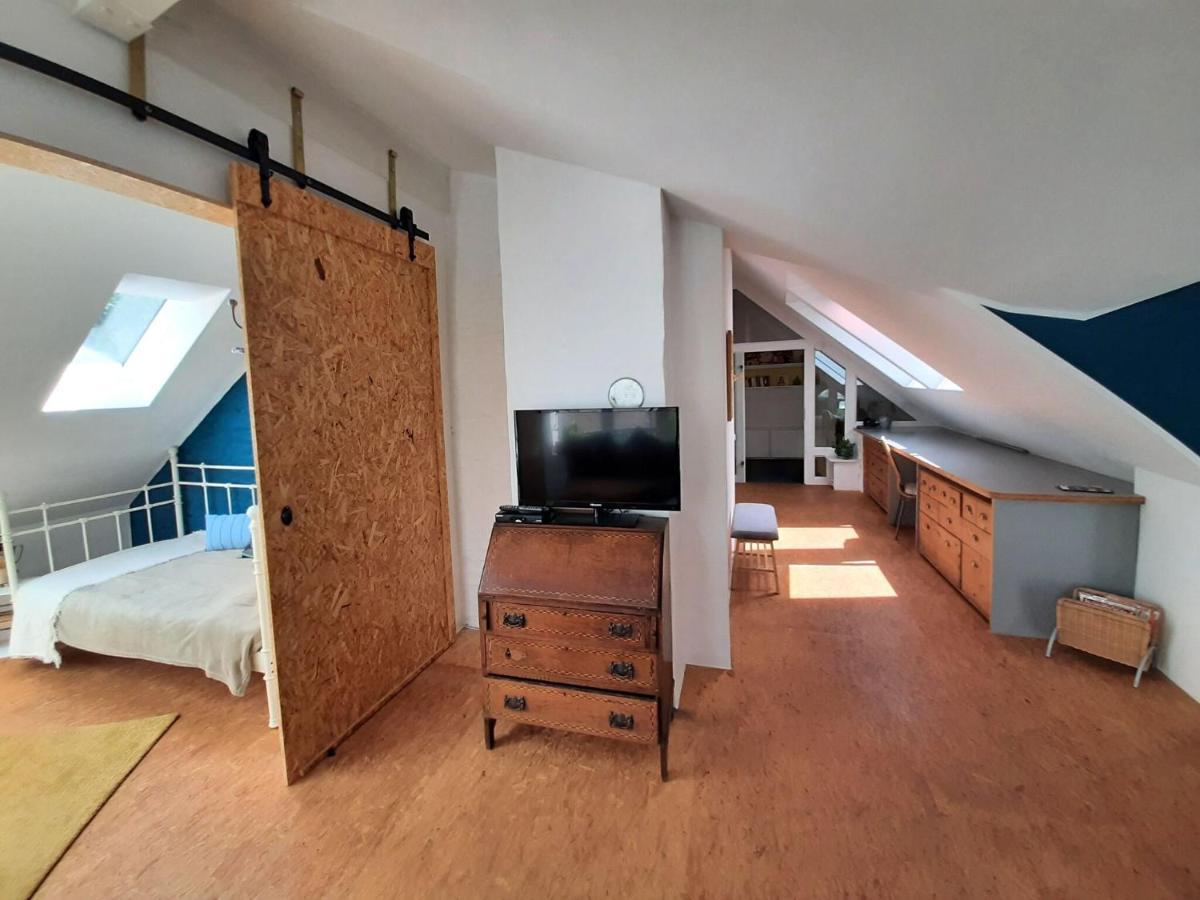 Lovely In With A Terrace Apartment