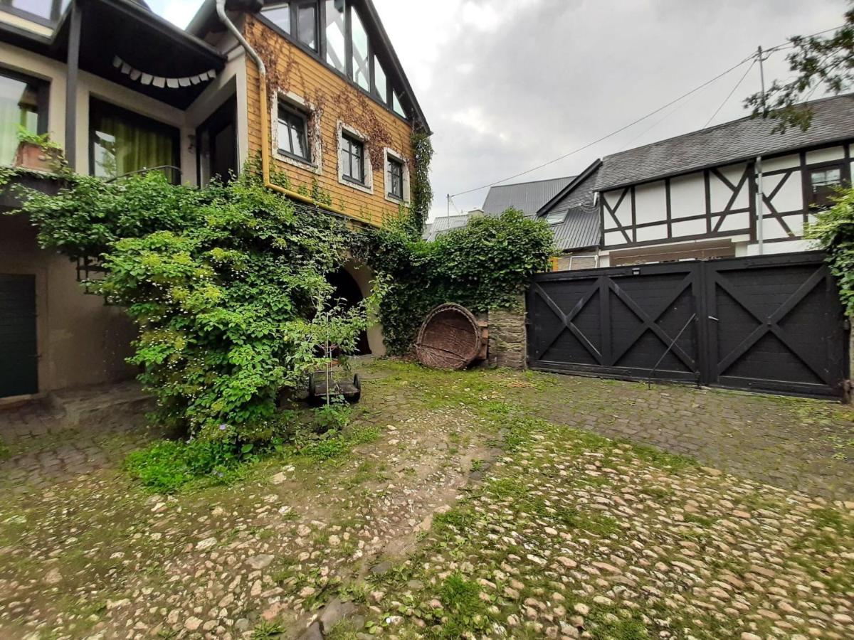 Lovely In With A Terrace Roes