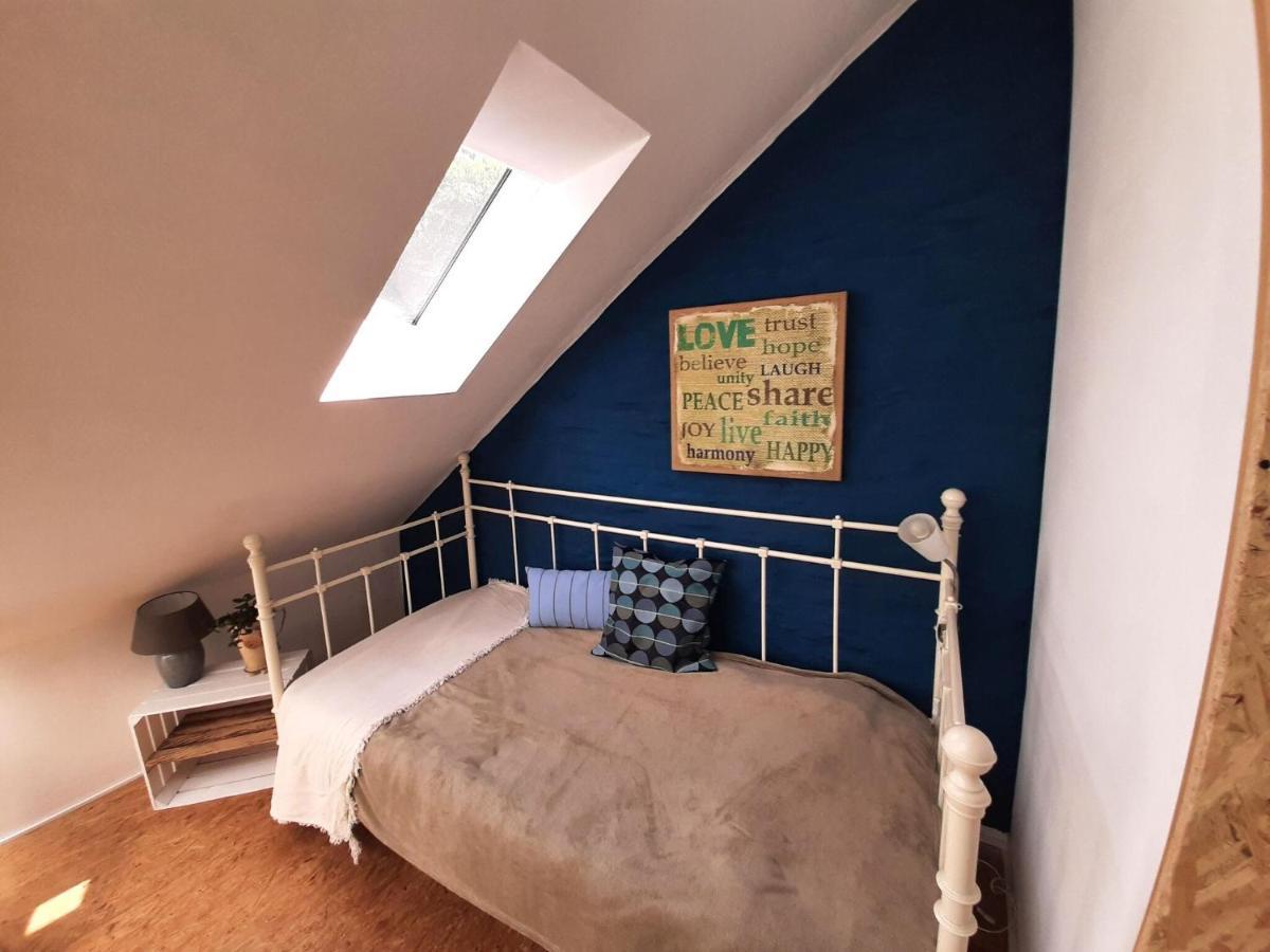 Lovely In With A Terrace Apartment *