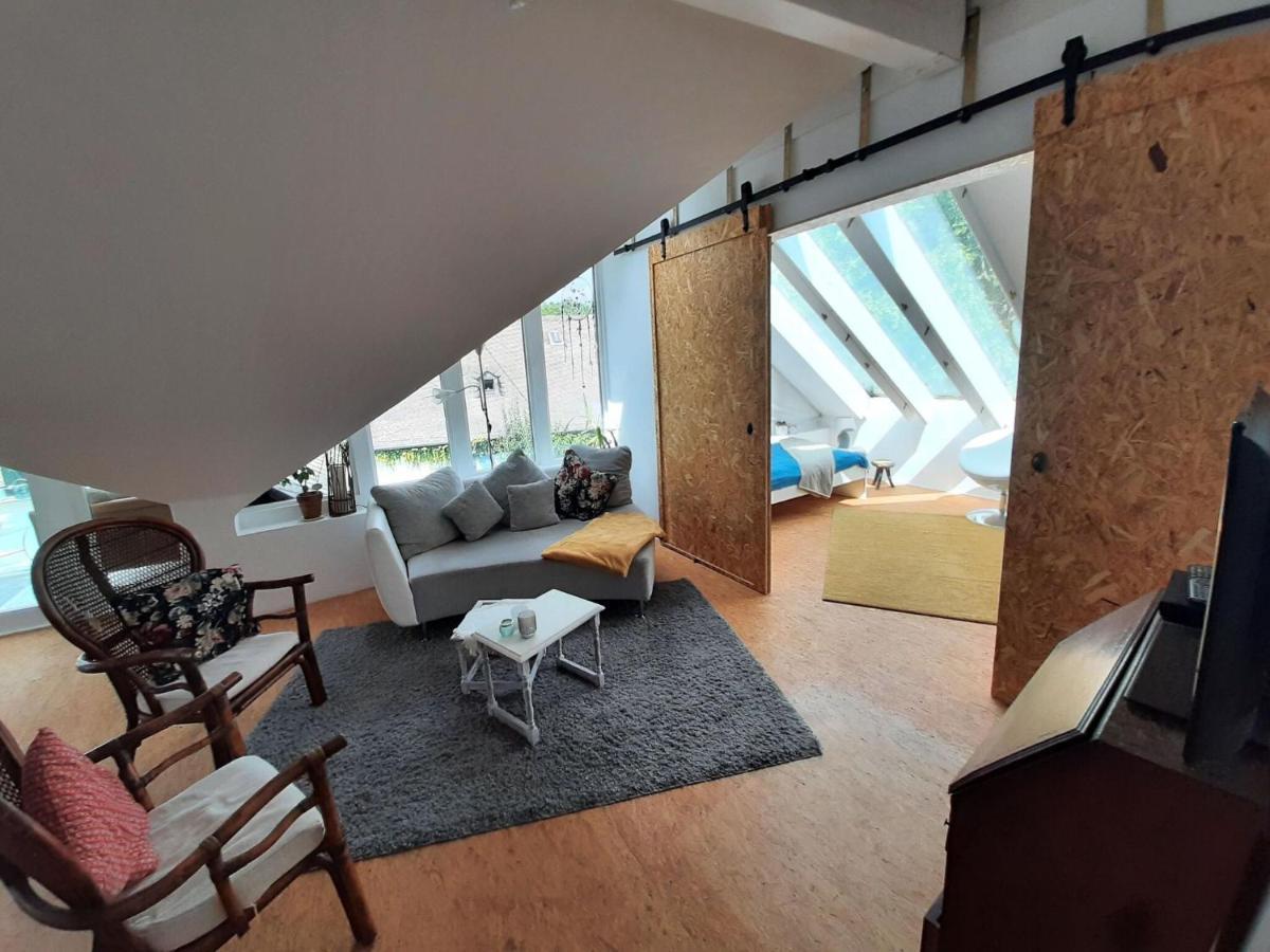 Lovely In With A Terrace * Roes