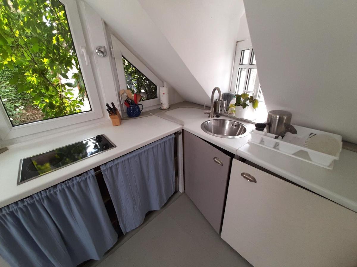 Apartment Lovely In With A Terrace